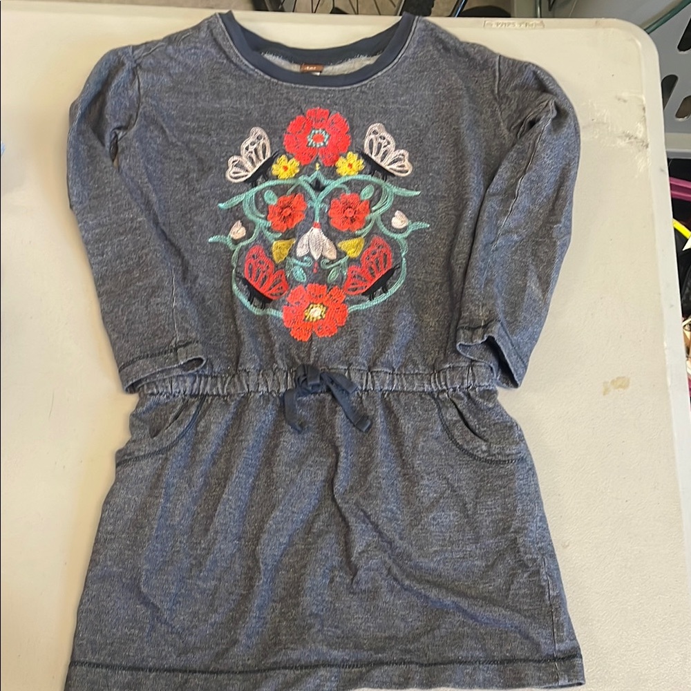 Floral Embroidered Tea Collection dress. Girls size 8